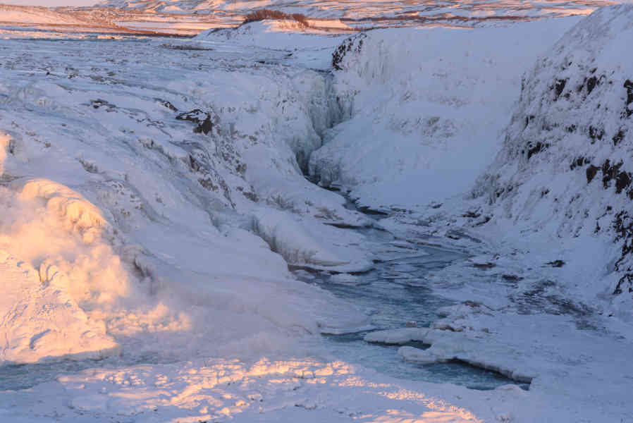 Islandia 045 - catarata de Gullfoss.jpg